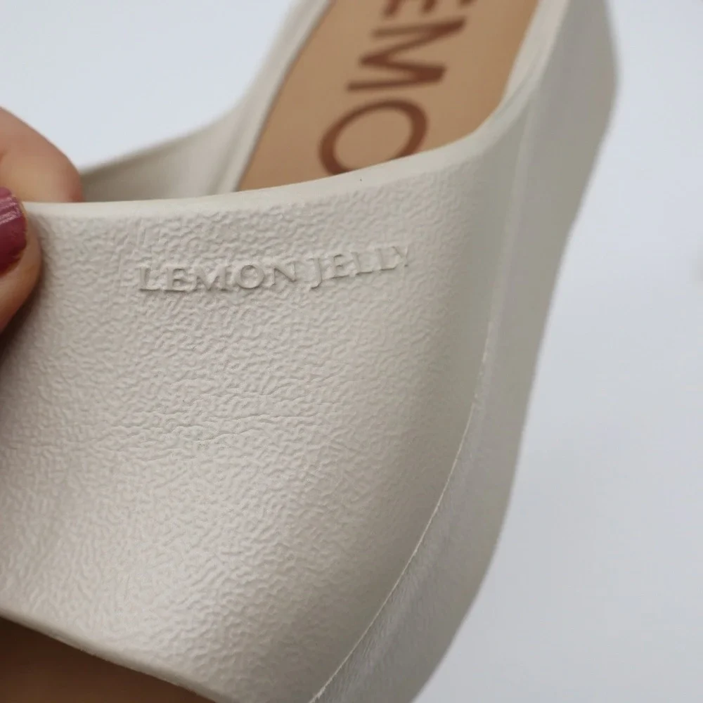 Lemon Jelly Sandals Womens 38 Sunny Platform Slide Beige Vegan Excellent